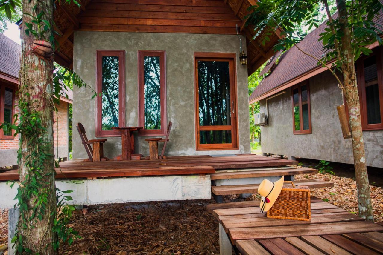 Kung Nok Tha Resort Накхонситхаммарат Экстерьер фото